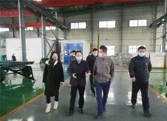 仪征市副市长到江苏南宫集团电源视察